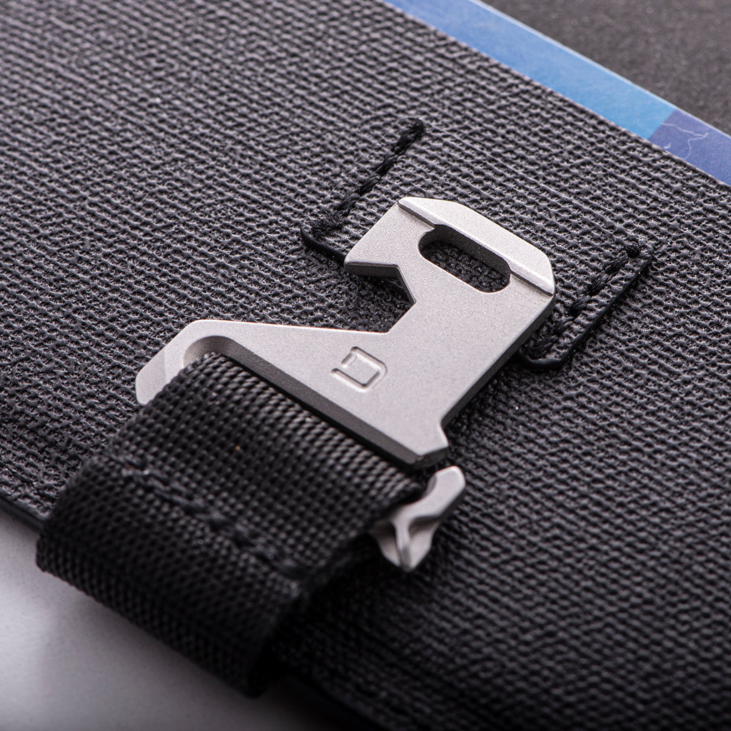 P01 Pioneer™ Travel Wallet