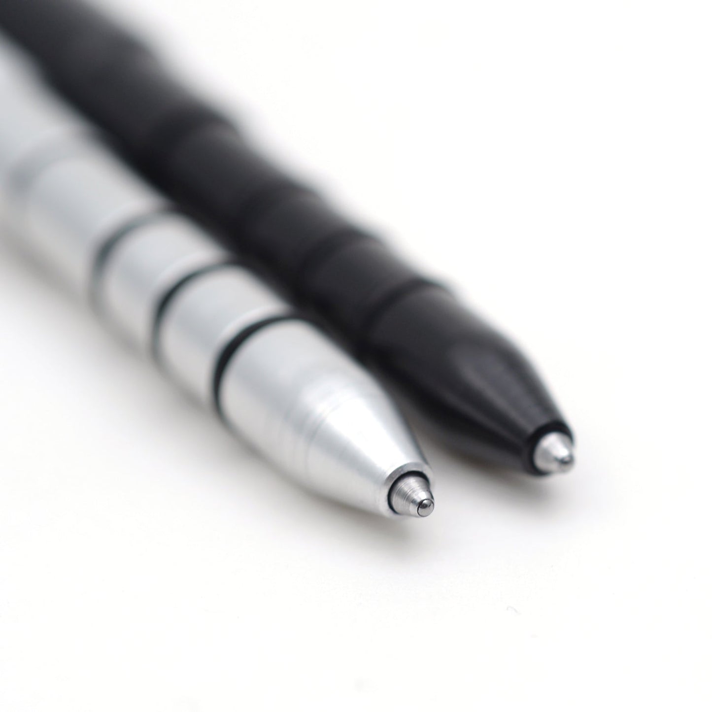 P02 PIONEER™ TRAVEL WALLET with PEN & NOTEBOOK