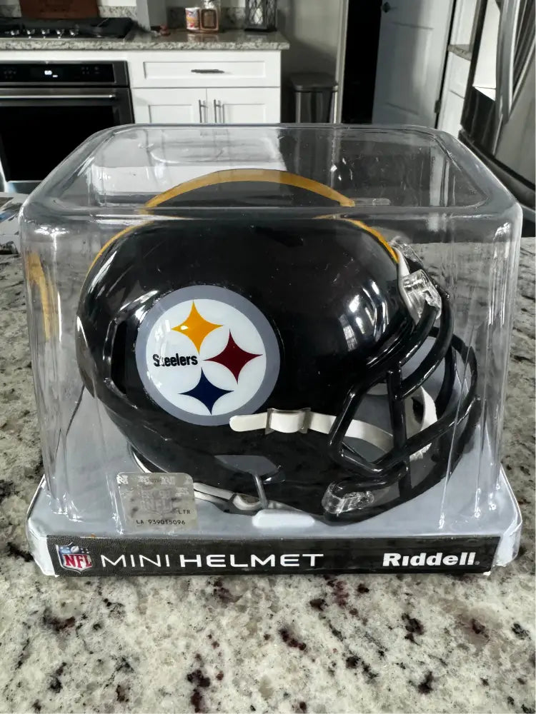 Pittsburgh Steelers NFL Mini Speed Football Helmet