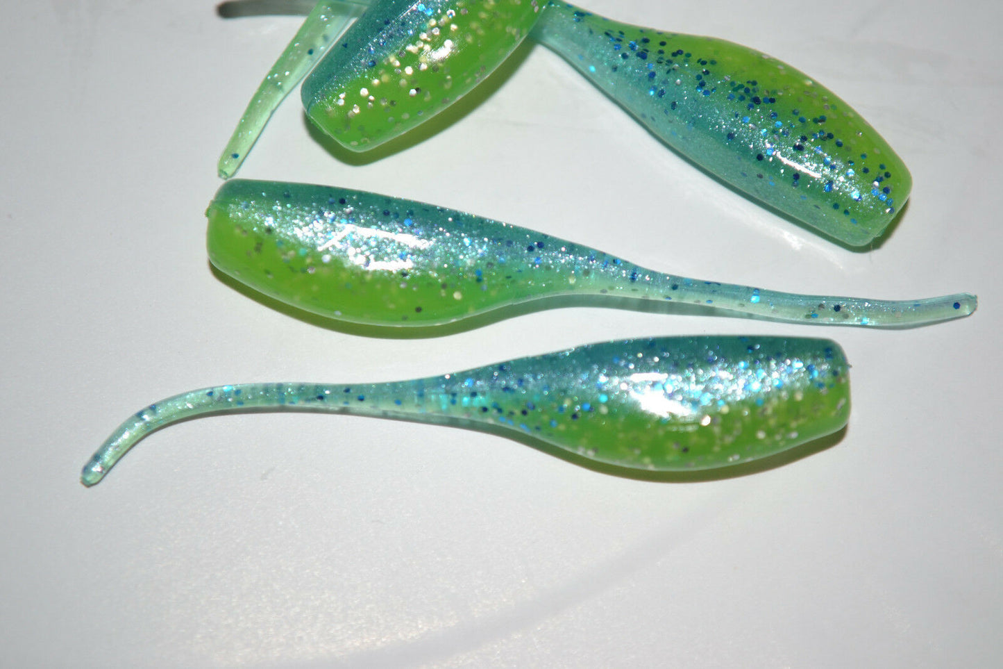 35 pc Stinger Shad Blue Lime Minnow Crappie Shad