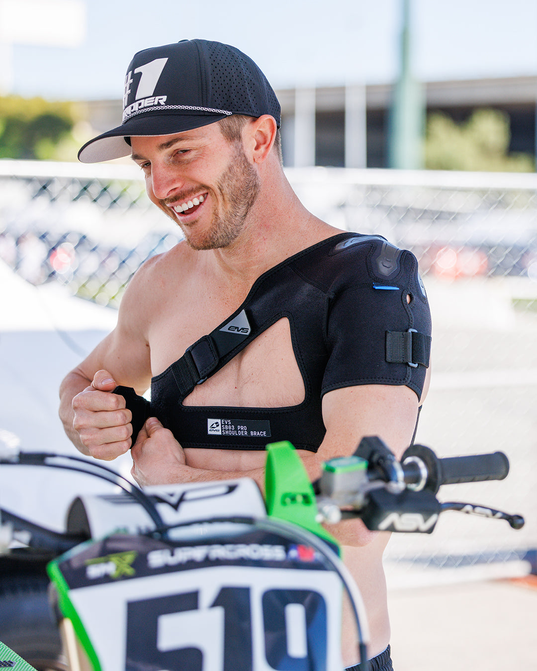 SB03 Pro Shoulder Support