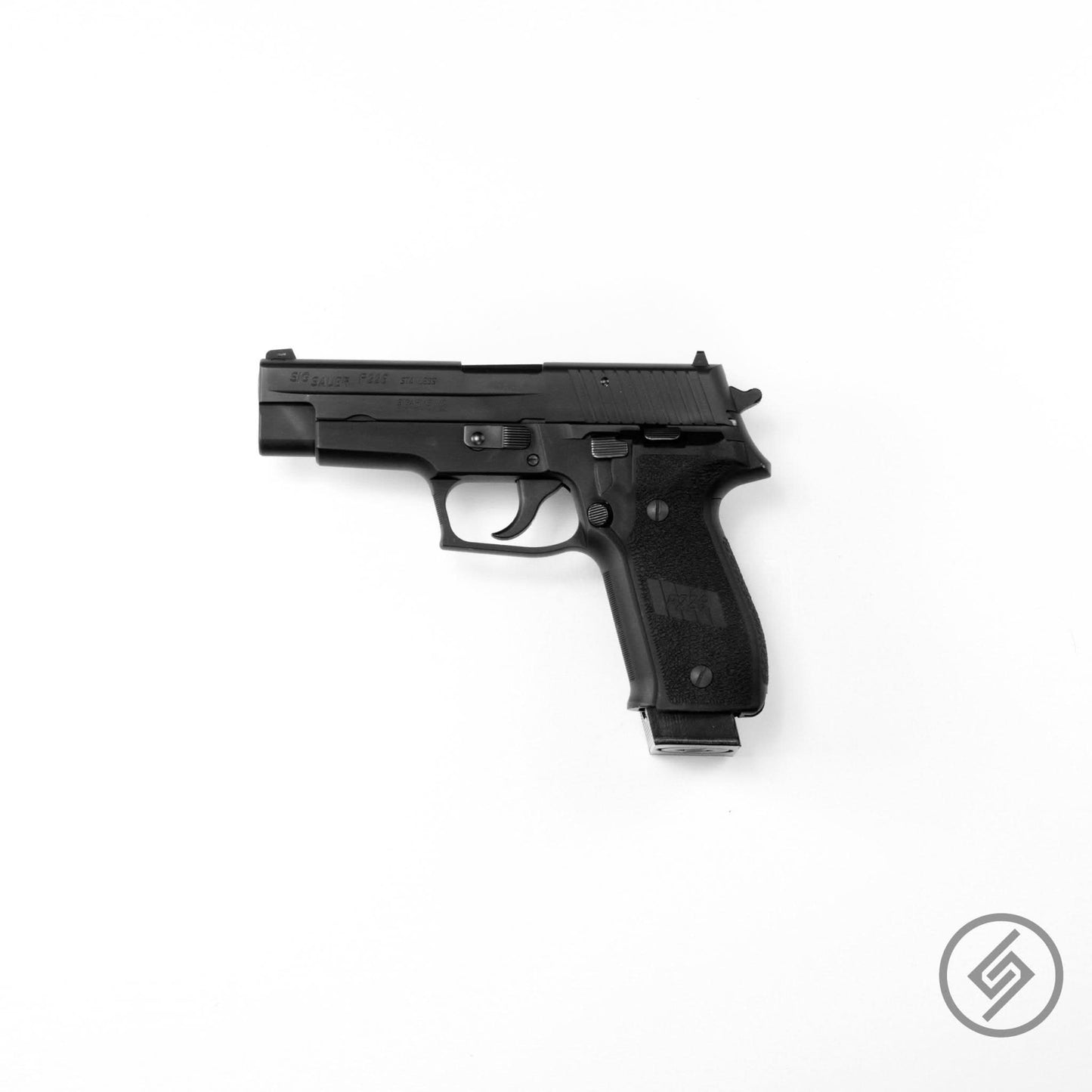 SIG P226/P2022 Mount