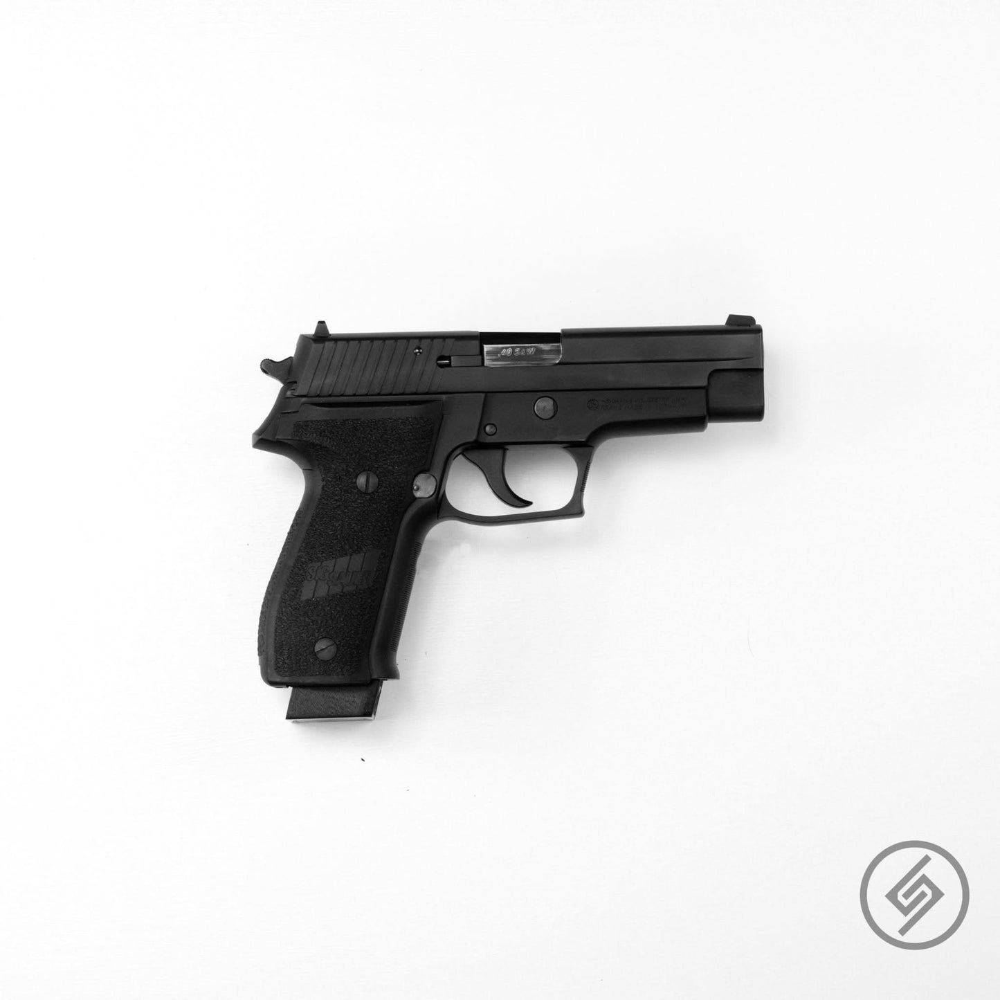 SIG P226/P2022 Mount