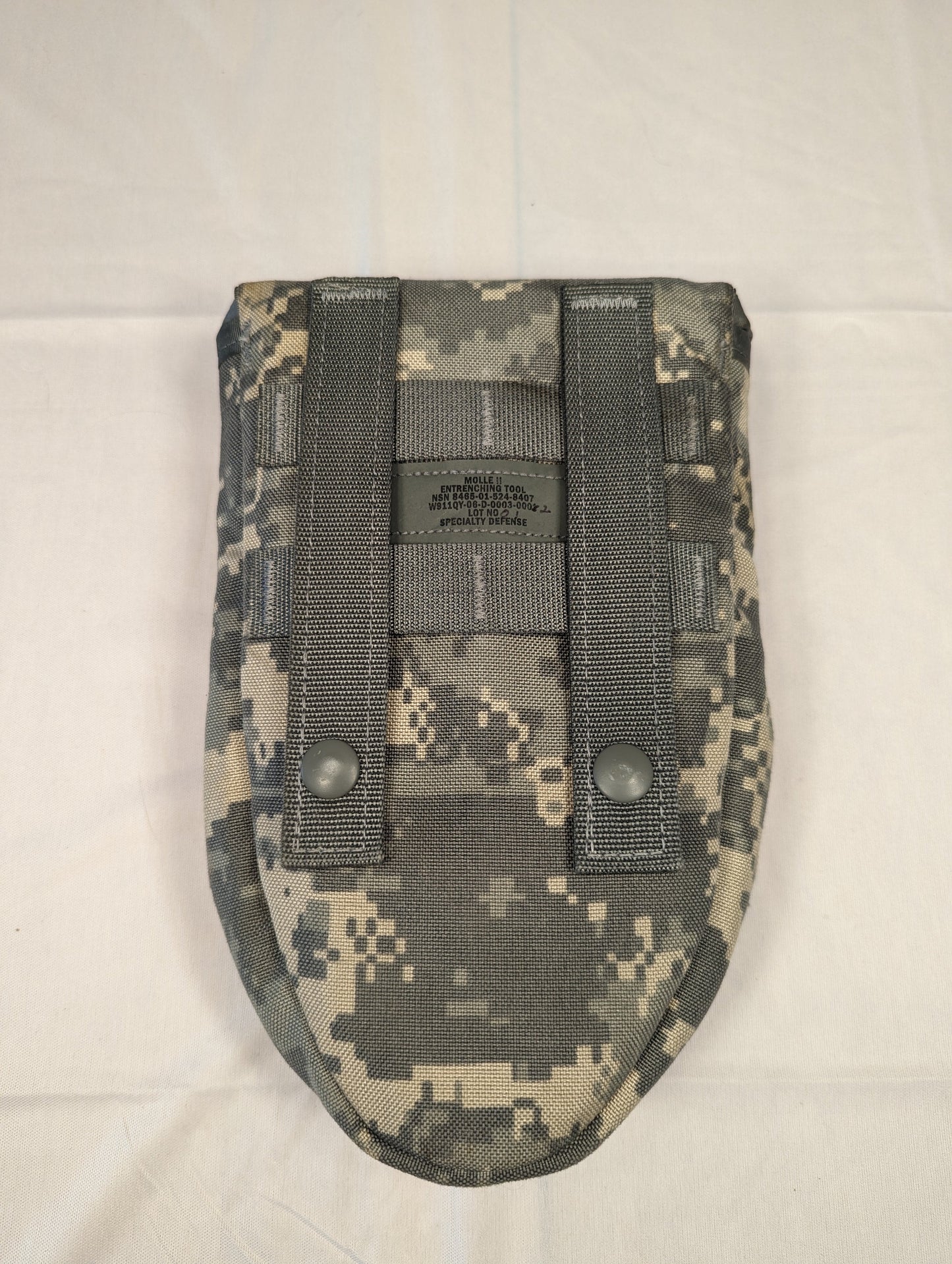 Entrenching Tool (AMES) with ACU Pouch