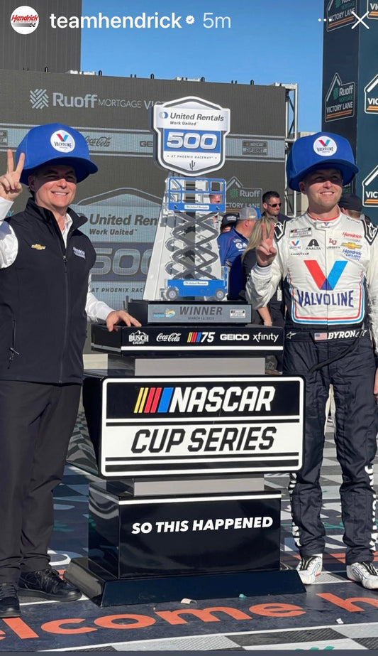 William Byron #24 Valvoline NogginBoss